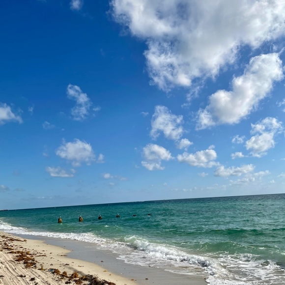 Meet your Posher, Raphaela - Picture 1 of 1